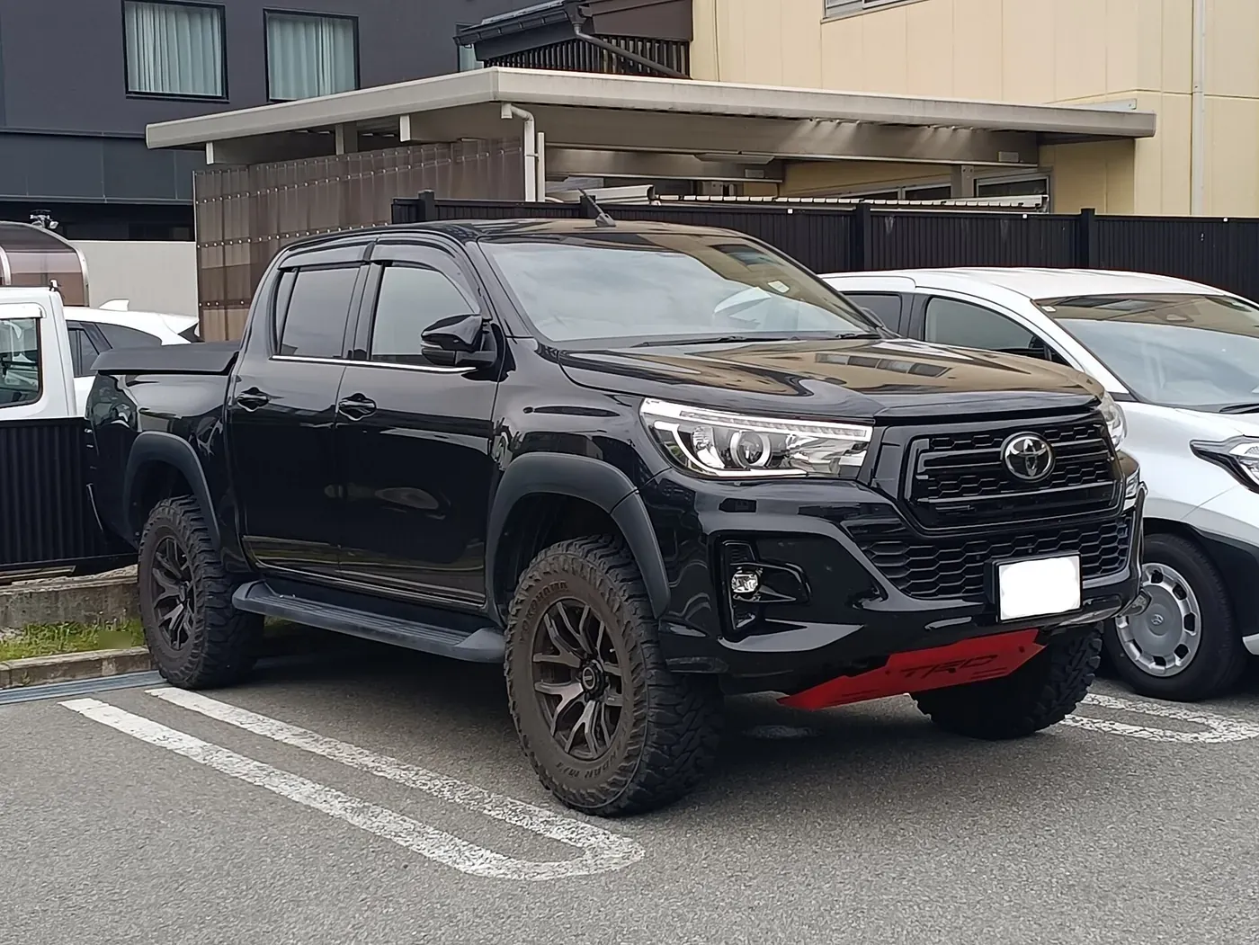 Toyota Hilux double-cab pick-up in silver