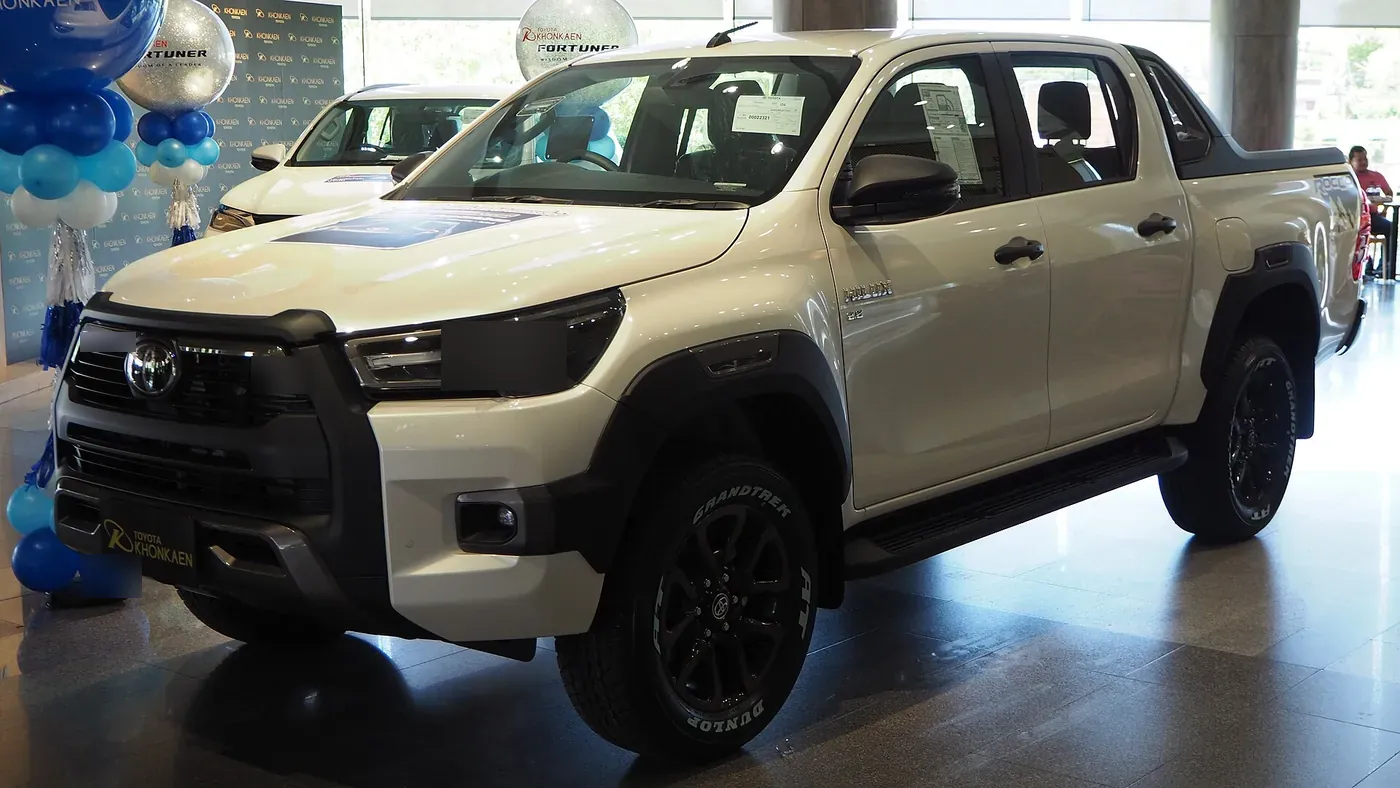 Toyota Hilux double-cab pick-up in black