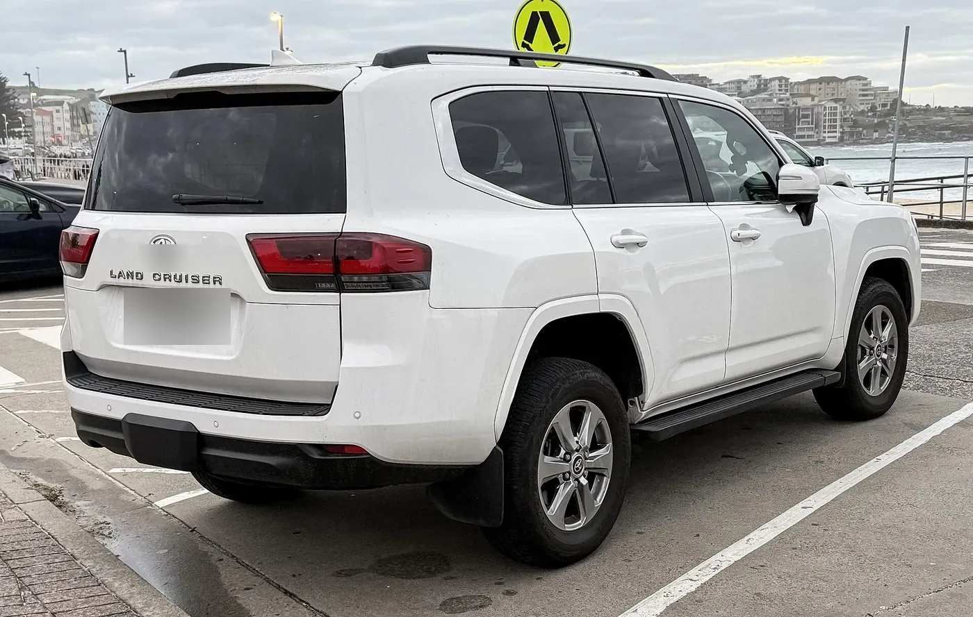 Toyota Land Cruiser 300-series in white
