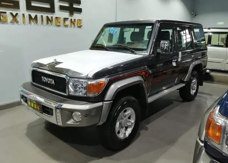Toyota Land Cruiser 70-series hardtop in white