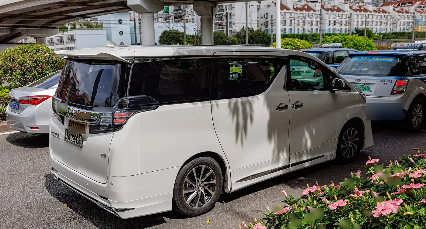 Toyota Vellfire executive MPV in black